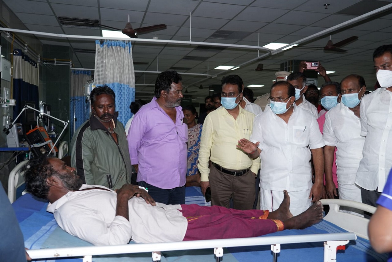 Over 20 people were injured and many feared dead in a massive fire at a private hospital in Dindigul district of Tamil Nadu on Thursday night