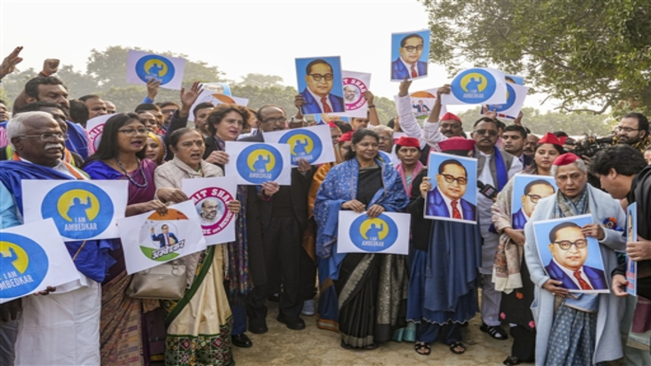 IN PHOTOS: INDIA Bloc Protests, Demands Amit Shah’s Resignation Over ...