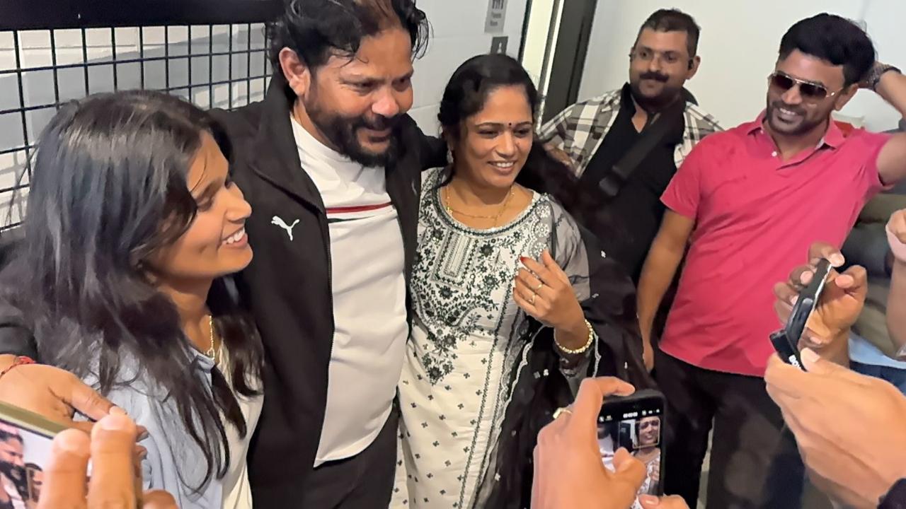 Nitish Reddy’s family all smiles as son’s maiden ton turns the tide for India