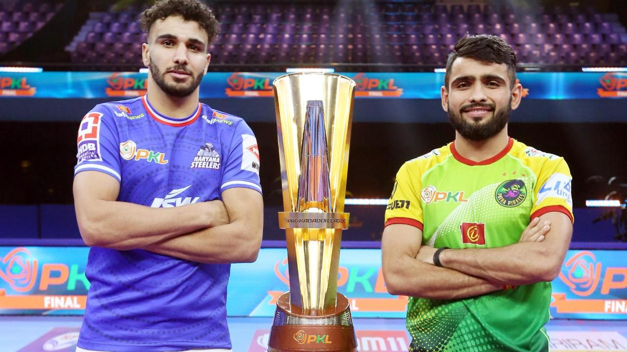 Raiders and defenders collide as Haryana take on Patna in PKL final