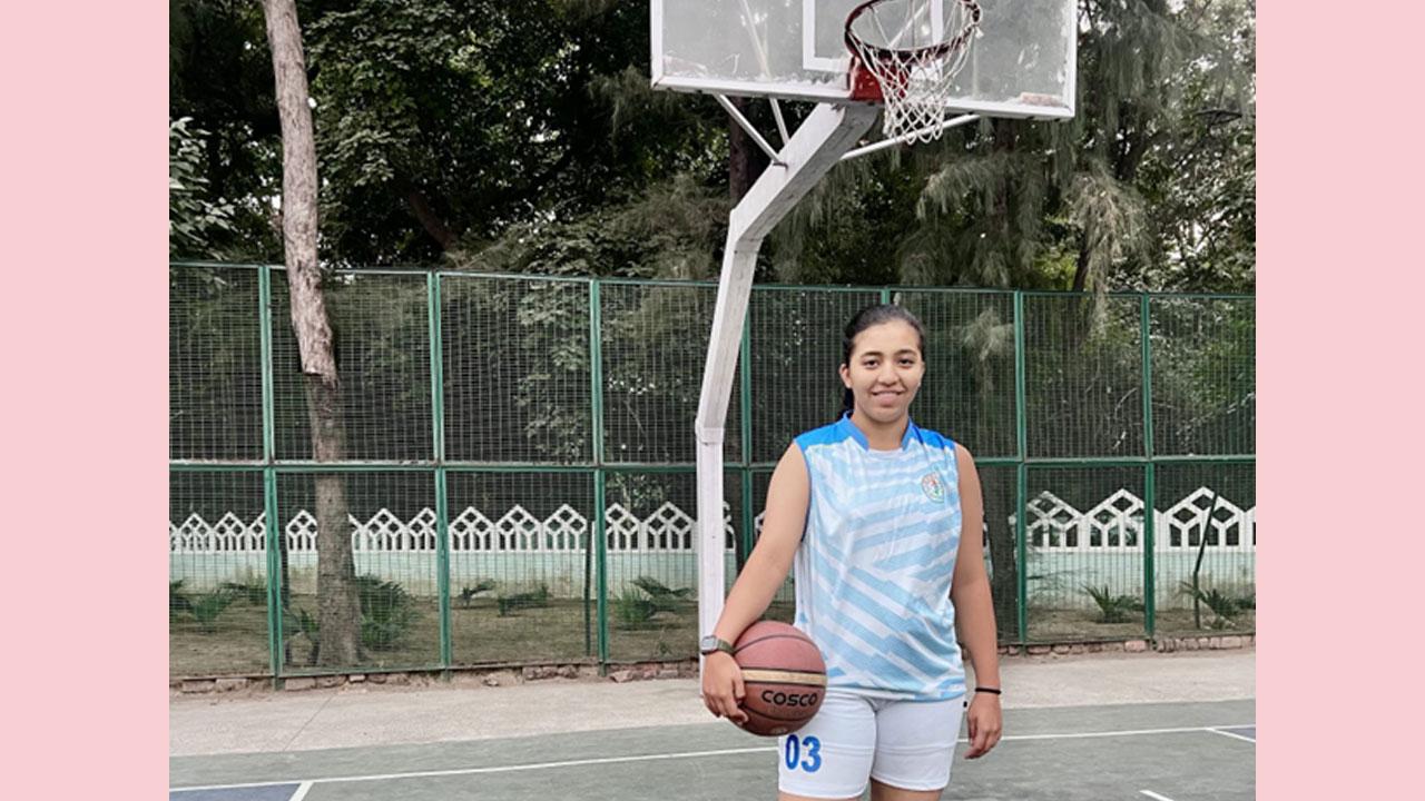 Kashika Batra’s Story: From Classroom to The Basketball Court