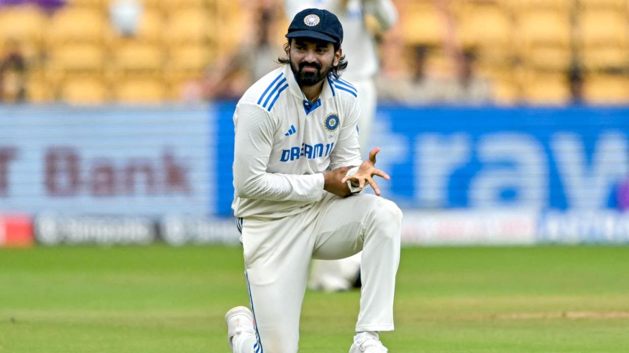 KL Rahul gets reprieve on no-ball, Kohli's return cut short in Adelaide: WATCH