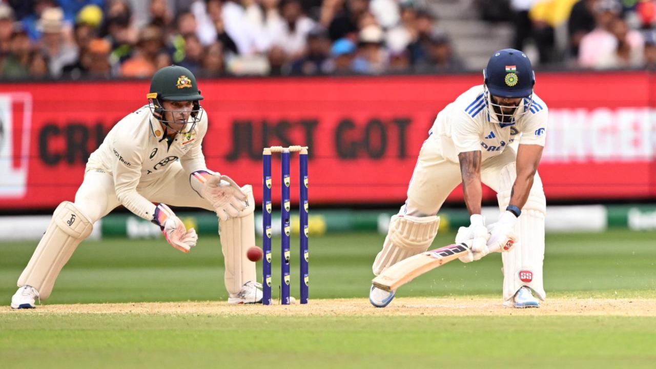 India crawl to 326 for seven at tea on Day 3, still trail in Melbourne Test