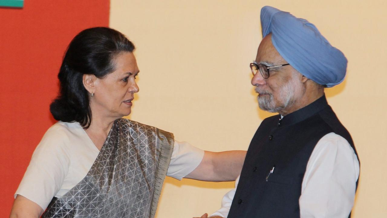 Manmohan Singh was my friend, philosopher and guide: Sonia Gandhi