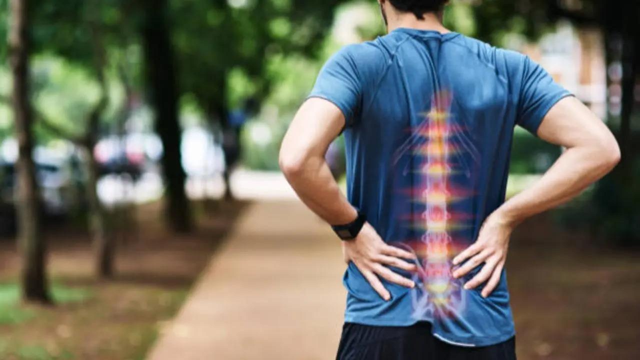 Four expert-backed tips to prevent spine injuries during winter