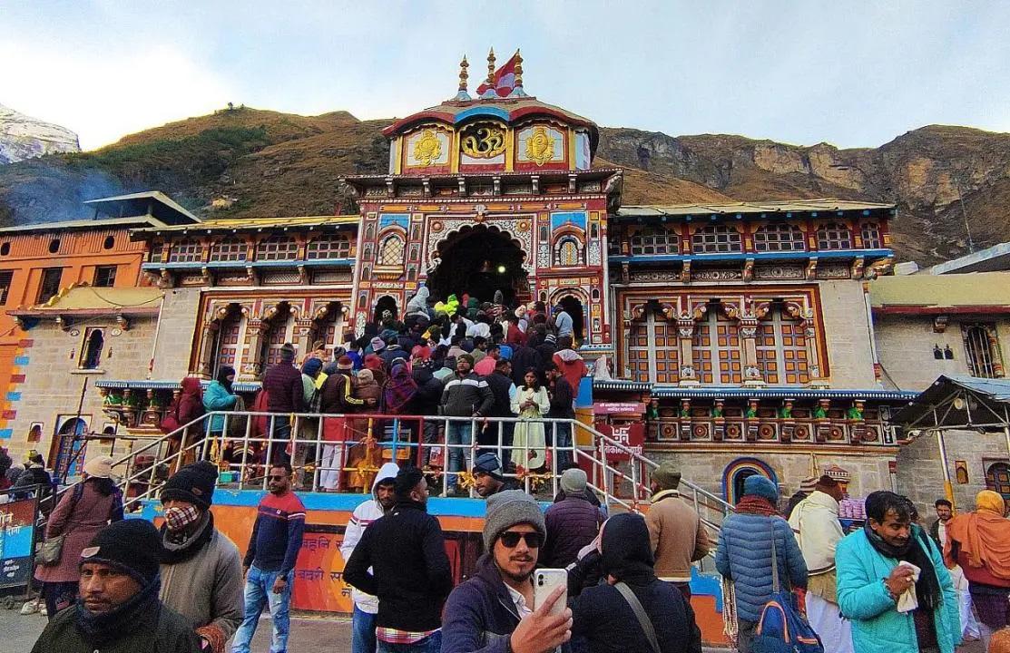 Badrinath pilgrimage: 1.5 tonnes of waste cleared in massive post-season cleanup