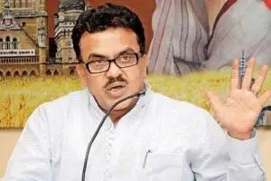 Dindoshi lacks planned development, drinking water, roads: Sanjay Nirupam 