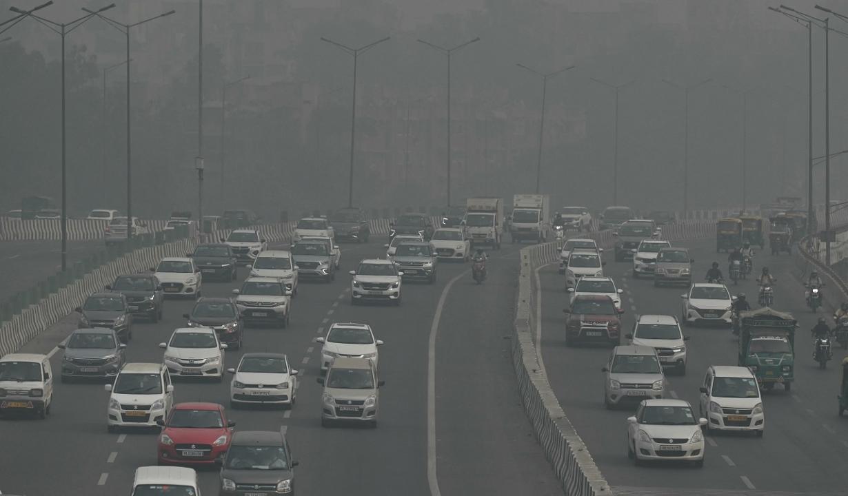 Govt enforces GRAP-II rules as air quality deteriorates to 'very poor' category