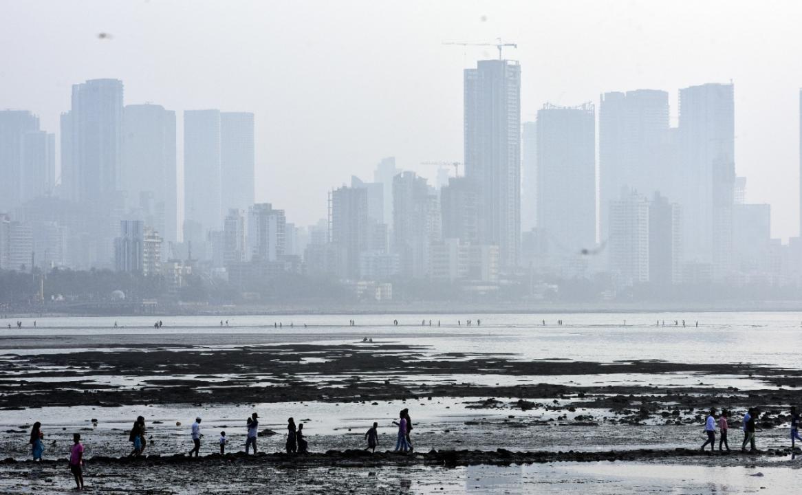 Mumbai weather updates: City swelters at 34 deg C; AQI remains 'good'