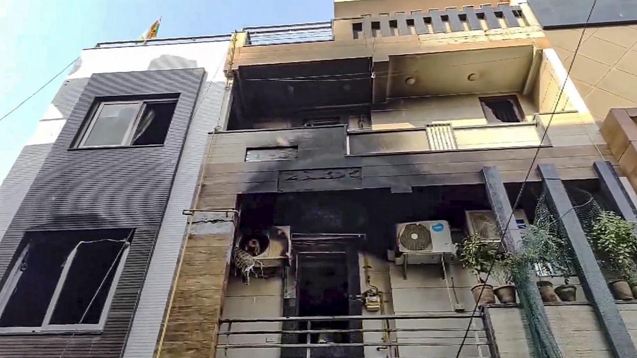 Delhi fire: Minor among 2 killed, 4 injured after fire breaks out in Shahdara