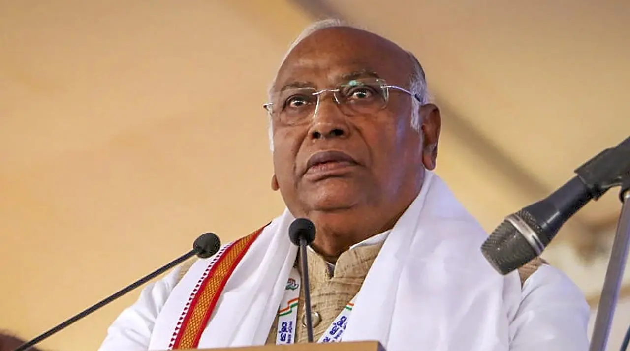 Congress President Mallikarjun Kharge condemns Ganderbal terror attack