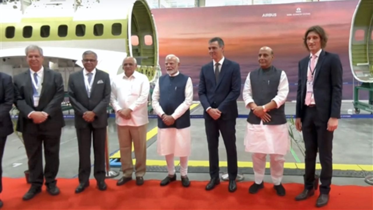 IN PHOTOS PM Modi, Spanish PM Pedro Sanchez hold roadshow ahead of