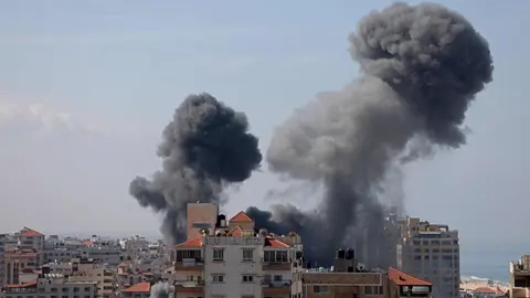 Sirens sound across Tel Aviv as projectiles are intercepted near Blinken’s hotel