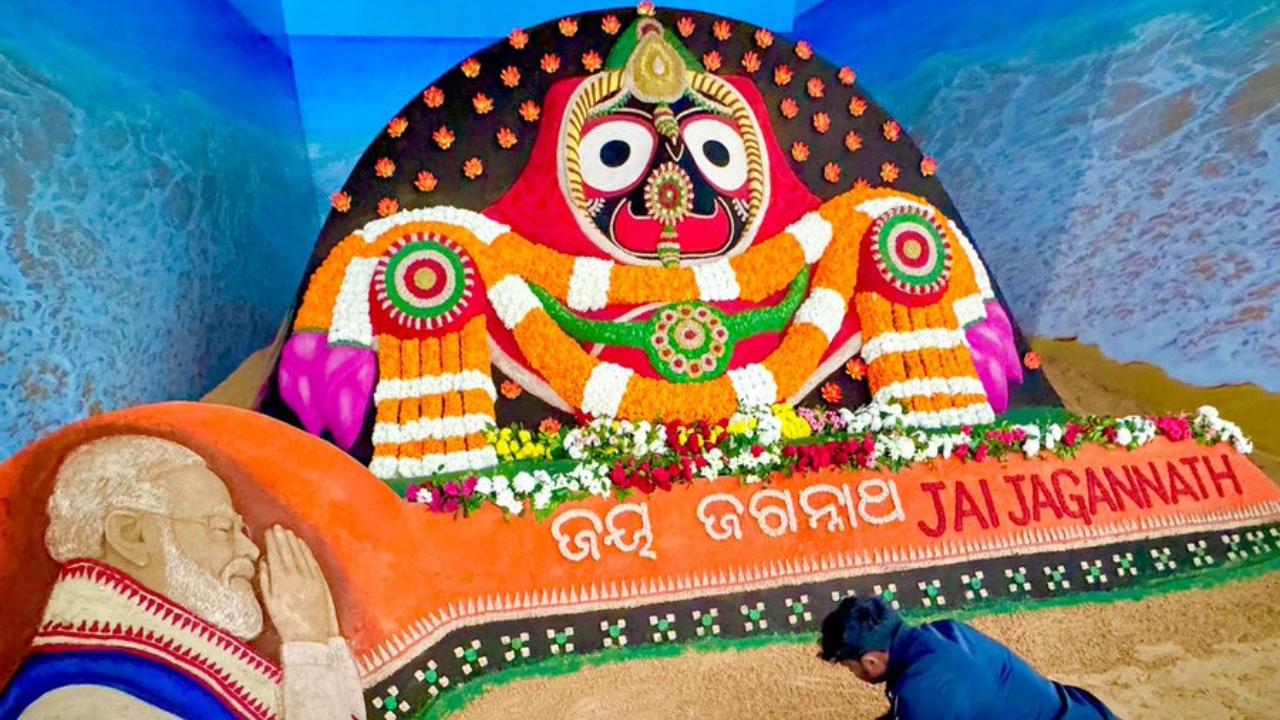 Pravasi Bharatiya Divas: Sand artist Sudarsan Pattnaik's artworks adorn venue