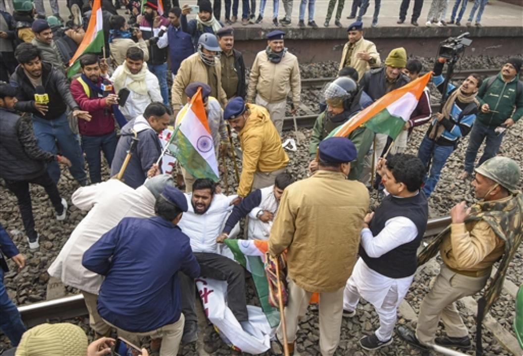 IN PHOTOS: Students stage rail roko protest in Patna over BPSC exam deformities