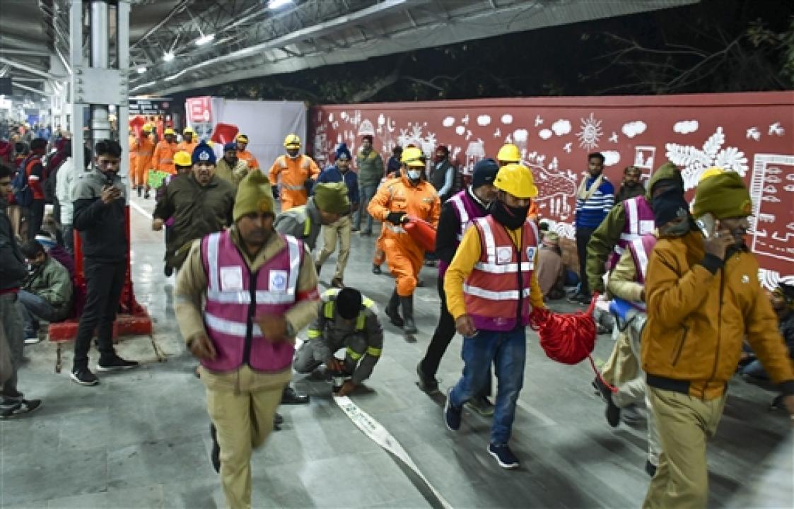 IN PHOTOS: Security forces conduct mock drill ahead of Mahakumbh 2025