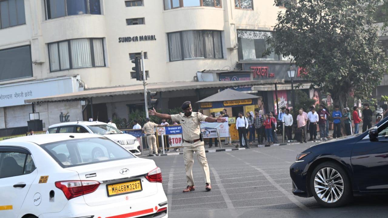 IN PHOTOS: Cops manage traffic ahead of PM Modi's Mumbai visit